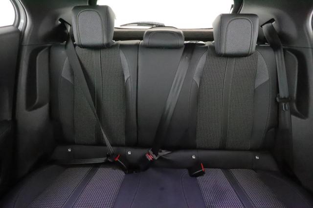 Peugeot 2008 image 5