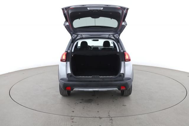 Peugeot 2008 image 3