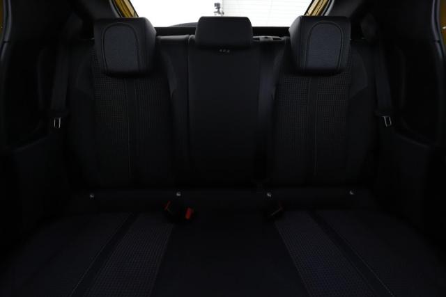 Peugeot 208 image 7