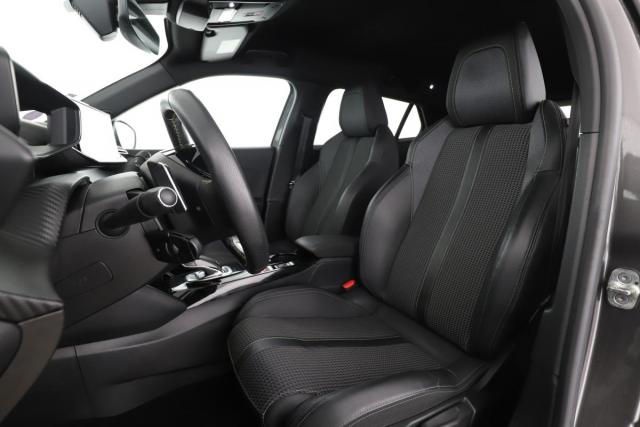 Peugeot 2008 image 4