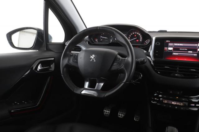 Peugeot 208 image 4