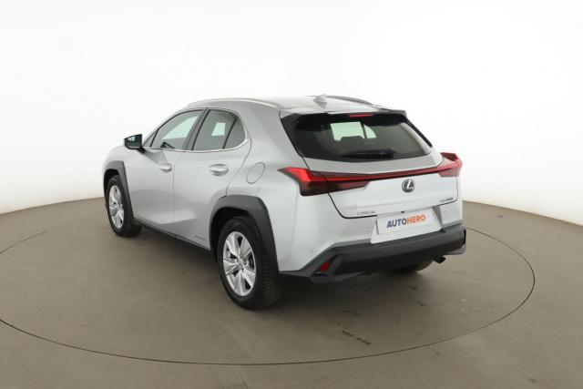 Lexus Ux image 4