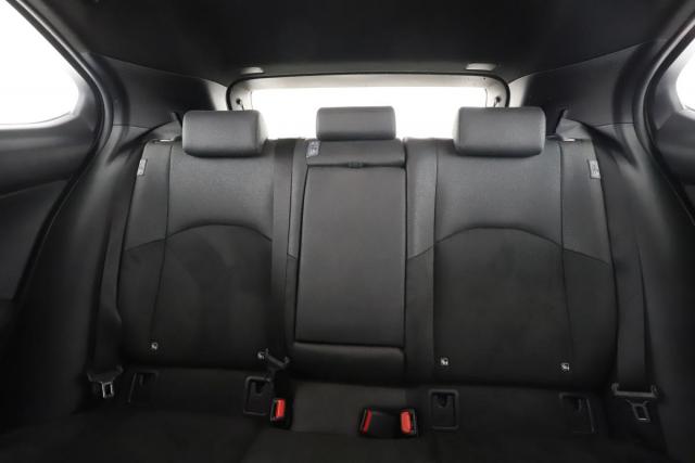 Lexus Ux image 5