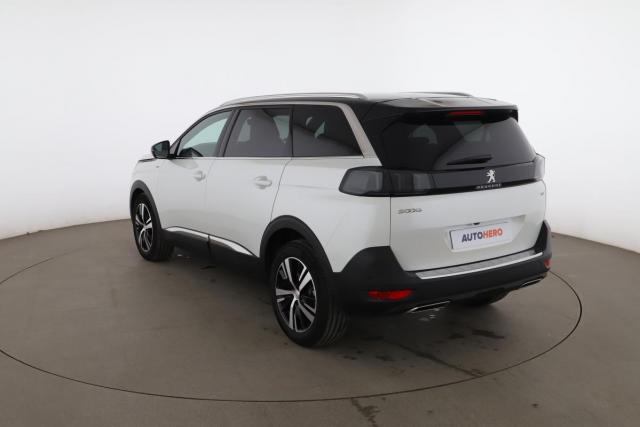Peugeot 5008 image 6