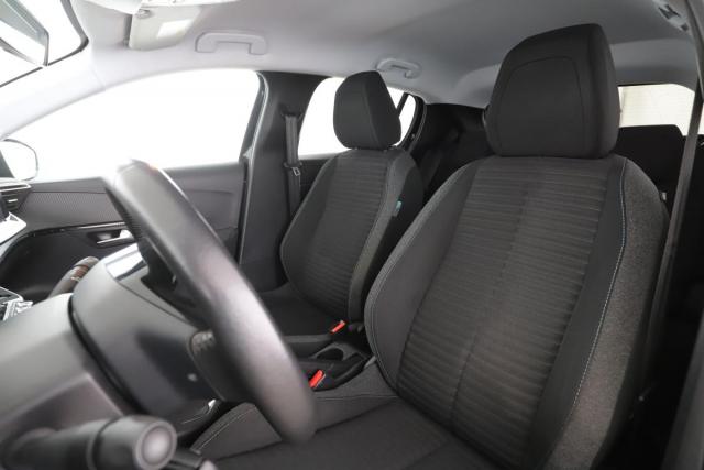 Peugeot 208 image 5