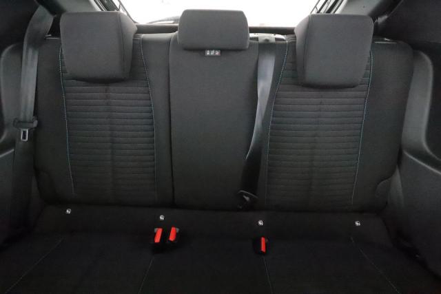 Peugeot 208 image 4