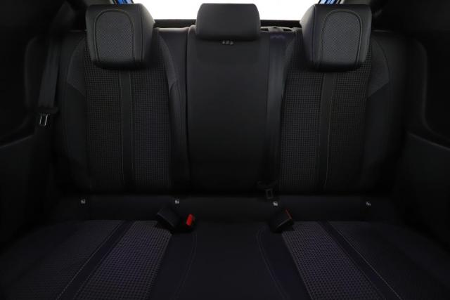 Peugeot 208 image 3