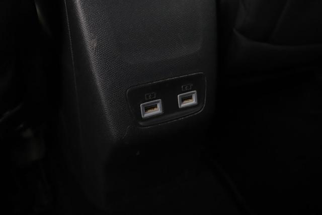 Peugeot 208 image 9