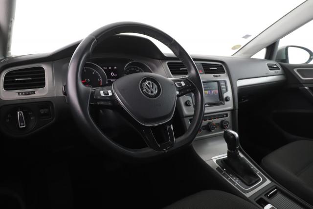 Volkswagen Golf Sw image 8