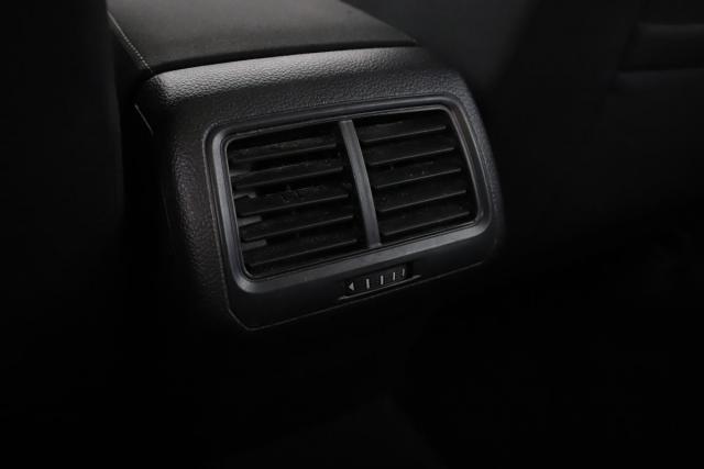 Volkswagen Golf Sw image 4