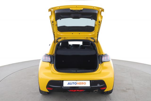 Peugeot 208 image 2