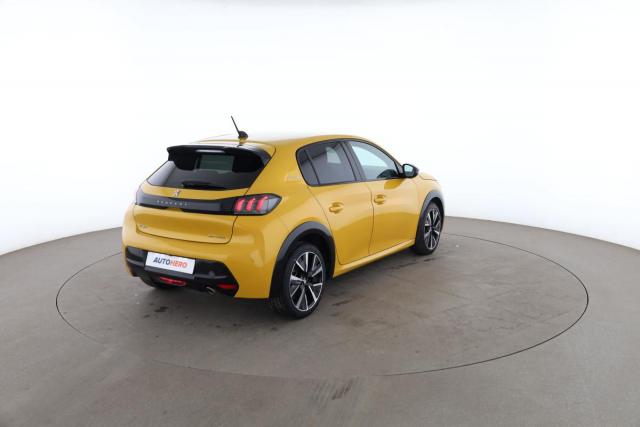 Peugeot 208 image 7