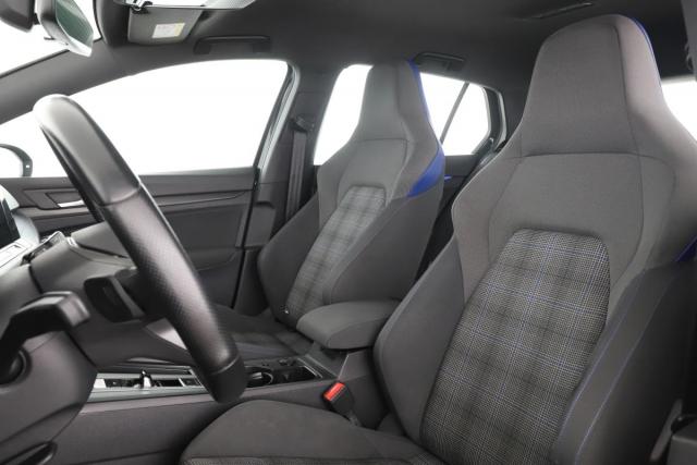 Volkswagen Golf image 9