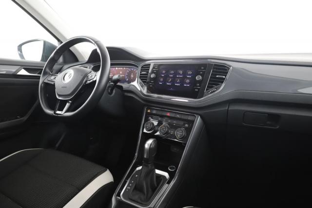 Volkswagen T-Roc image 6