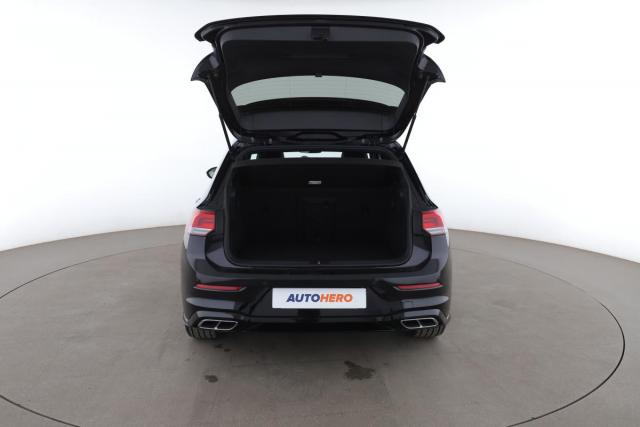 Volkswagen Golf image 6