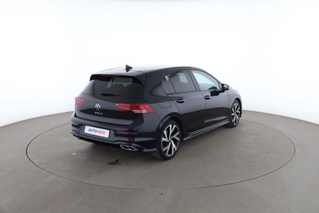 Volkswagen Golf image 8