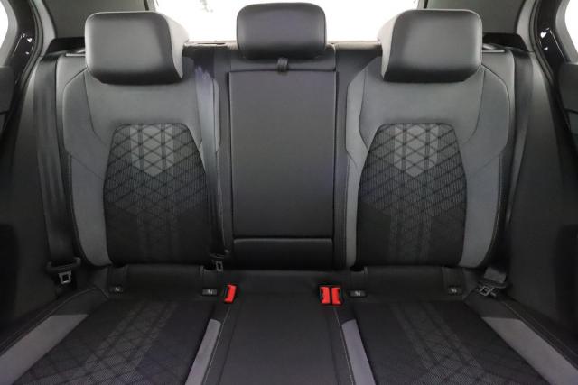 Volkswagen Golf image 7