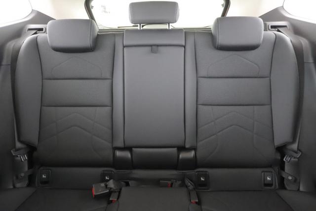 Bmw Ix1 image 7