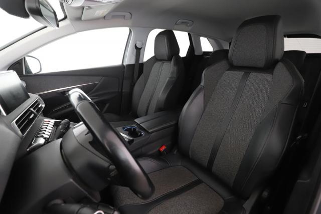 Peugeot 3008 image 1