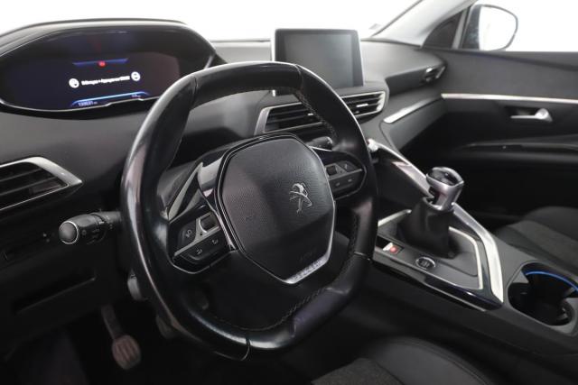 Peugeot 3008 image 3