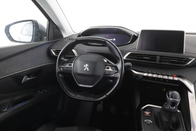 Peugeot 3008 image 8