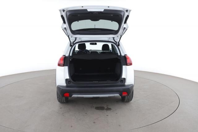 Peugeot 2008 image 8