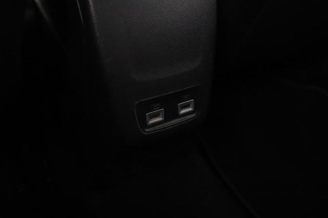 Peugeot 2008 image 7