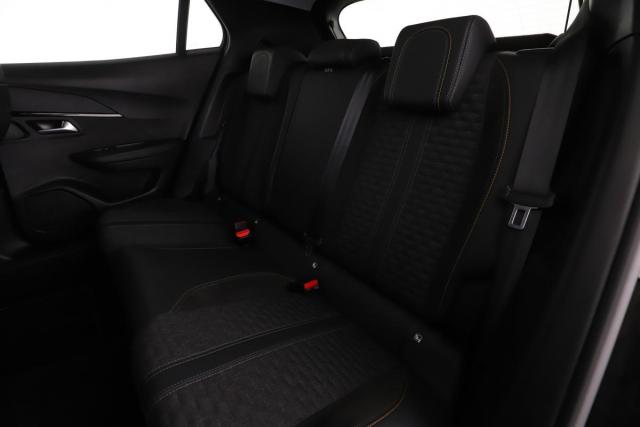 Peugeot 2008 image 4
