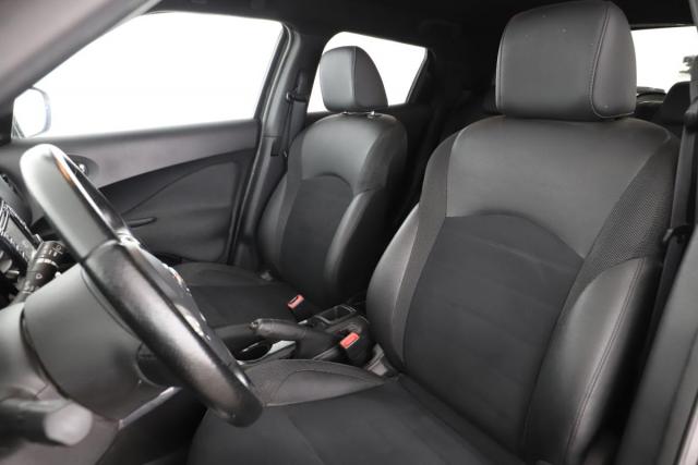 Nissan Juke image 4