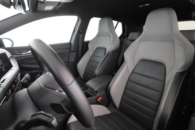 Volkswagen Golf image 6