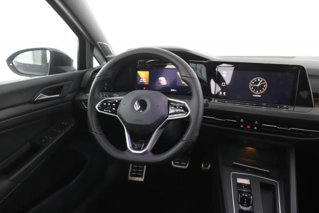 Volkswagen Golf image 7