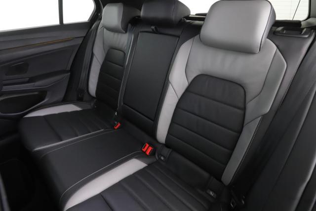 Volkswagen Golf image 2