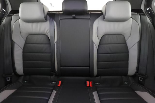 Volkswagen Golf image 3