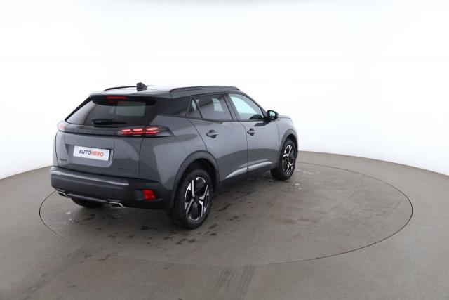 Peugeot 2008 image 8