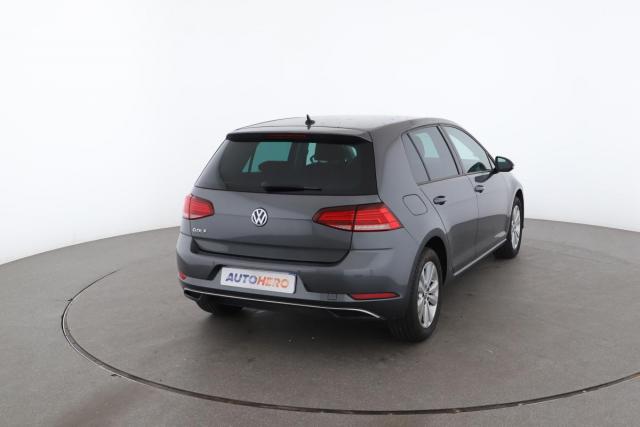Volkswagen Golf image 4