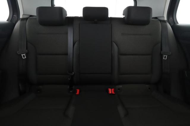 Volkswagen Golf image 7