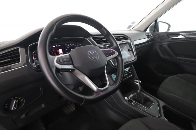 Volkswagen Tiguan image 9