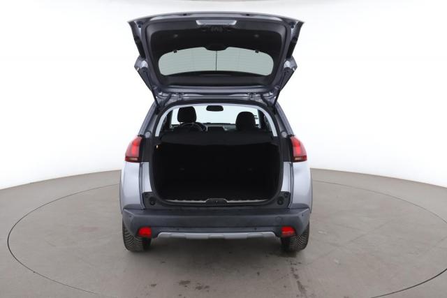 Peugeot 2008 image 9