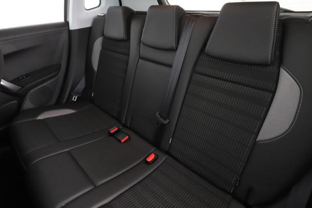 Peugeot 2008 image 1