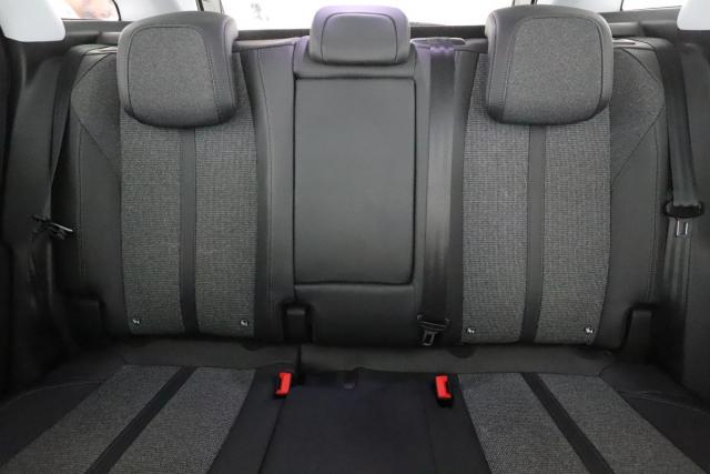 Peugeot 3008 image 1