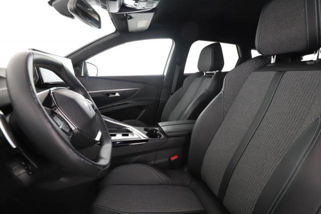 Peugeot 3008 image 1