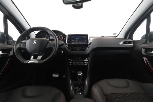 Peugeot 208 image 1