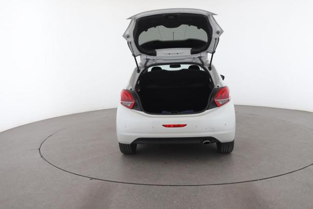 Peugeot 208 image 5
