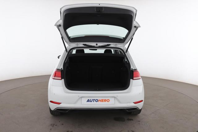 Volkswagen Golf image 3