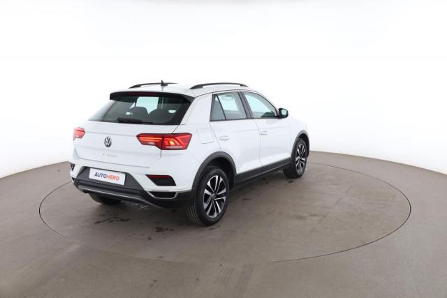 Volkswagen T-Roc image 9