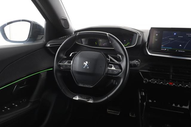 Peugeot 2008 image 6