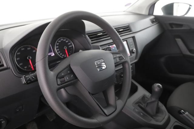 Seat Arona image 1