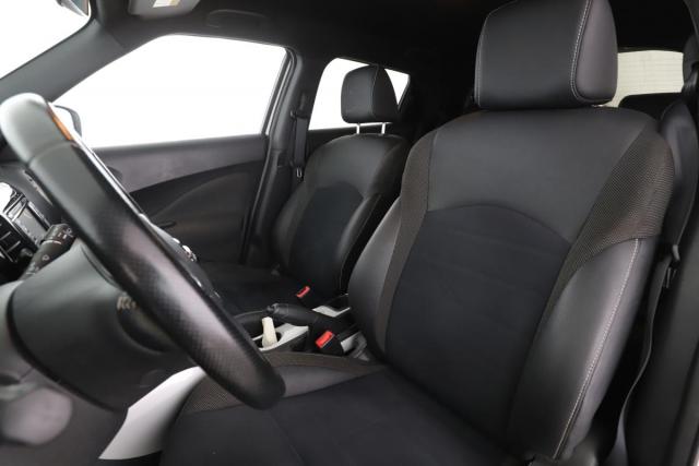 Nissan Juke image 3