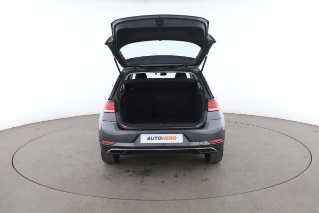 Volkswagen Golf image 3