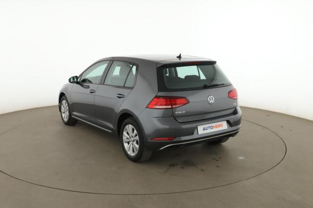 Volkswagen Golf image 4